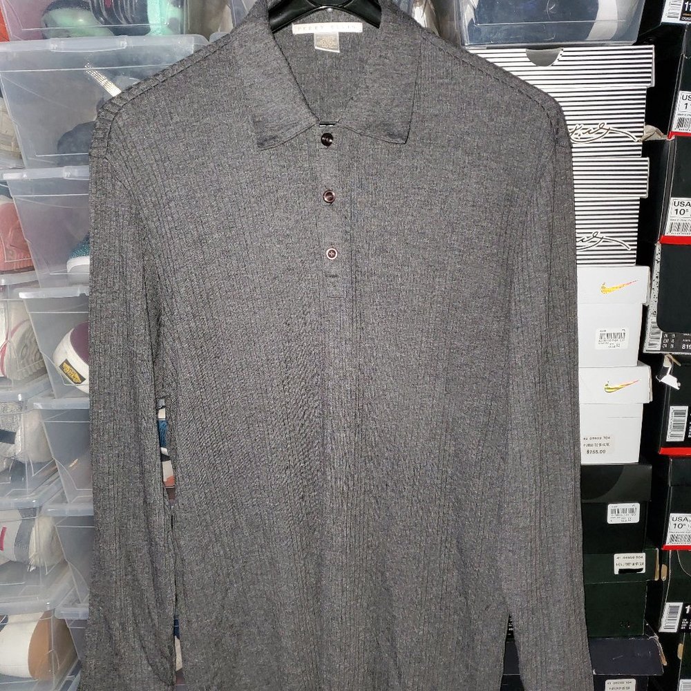Perry Ellis 3 Button pullover